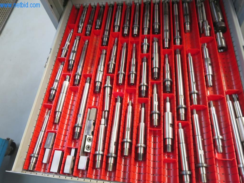 Kompletní sortiment vysoce kvalitních CNC obráběcích strojů-18