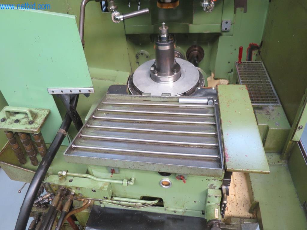 Kompletní sortiment vysoce kvalitních CNC obráběcích strojů-3