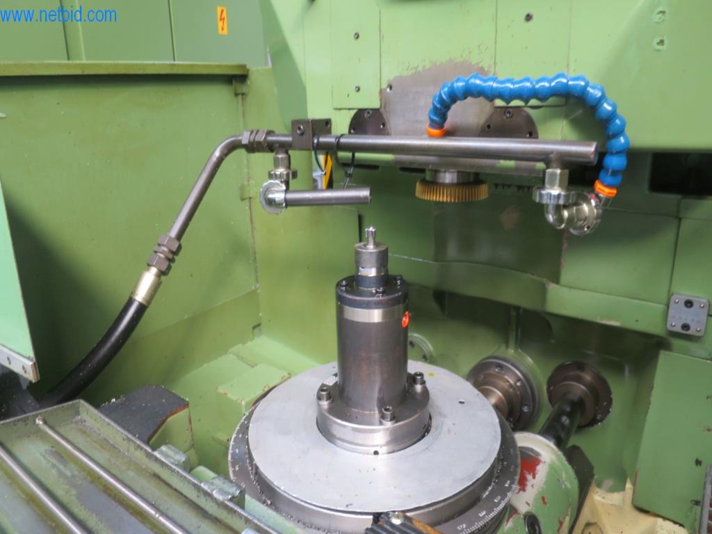 Kompletní sortiment vysoce kvalitních CNC obráběcích strojů-4