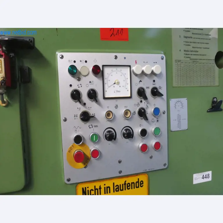 Celotna paleta visokokakovostnih obdelovalnih strojev CNC-5