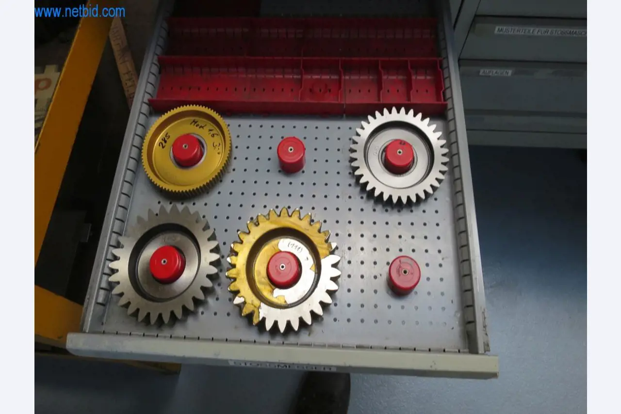 Gama completa de máquinas de processamento CNC de alta qualidade-3
