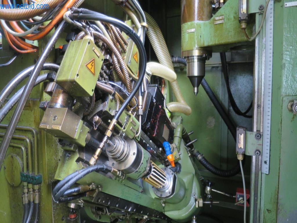 Kompletní sortiment vysoce kvalitních CNC obráběcích strojů-3