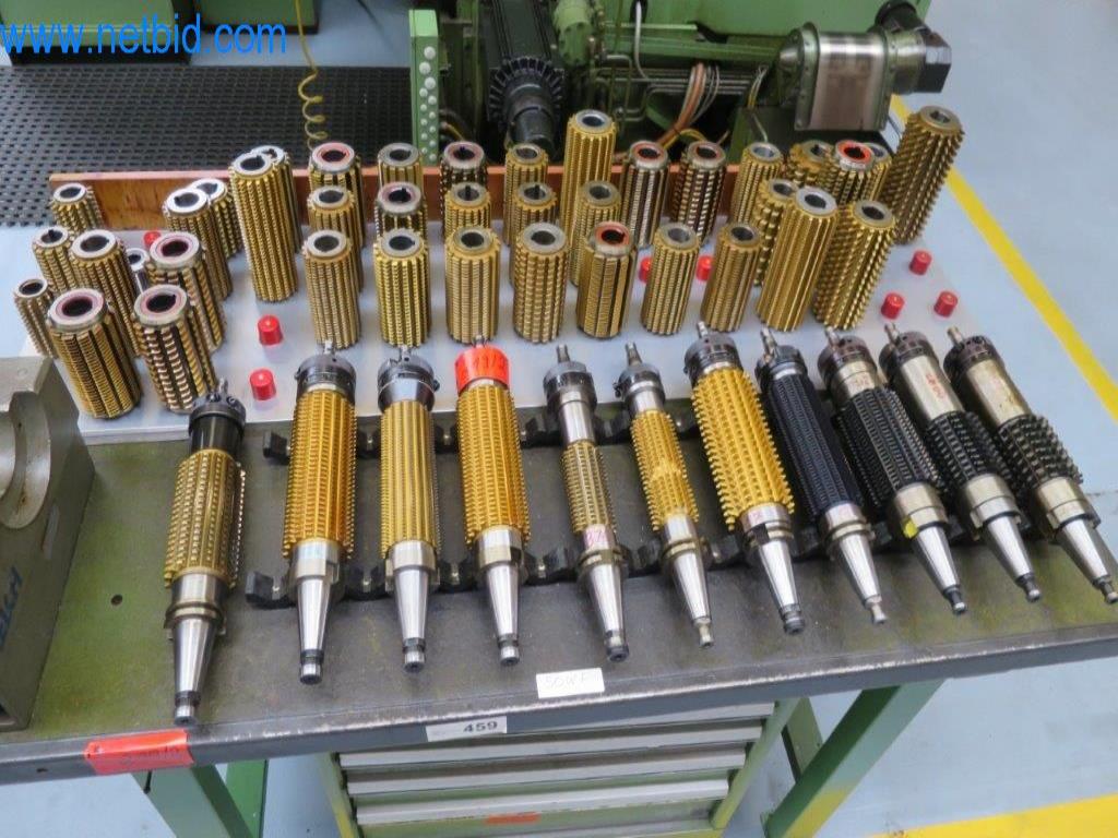 Kompletní sortiment vysoce kvalitních CNC obráběcích strojů-2