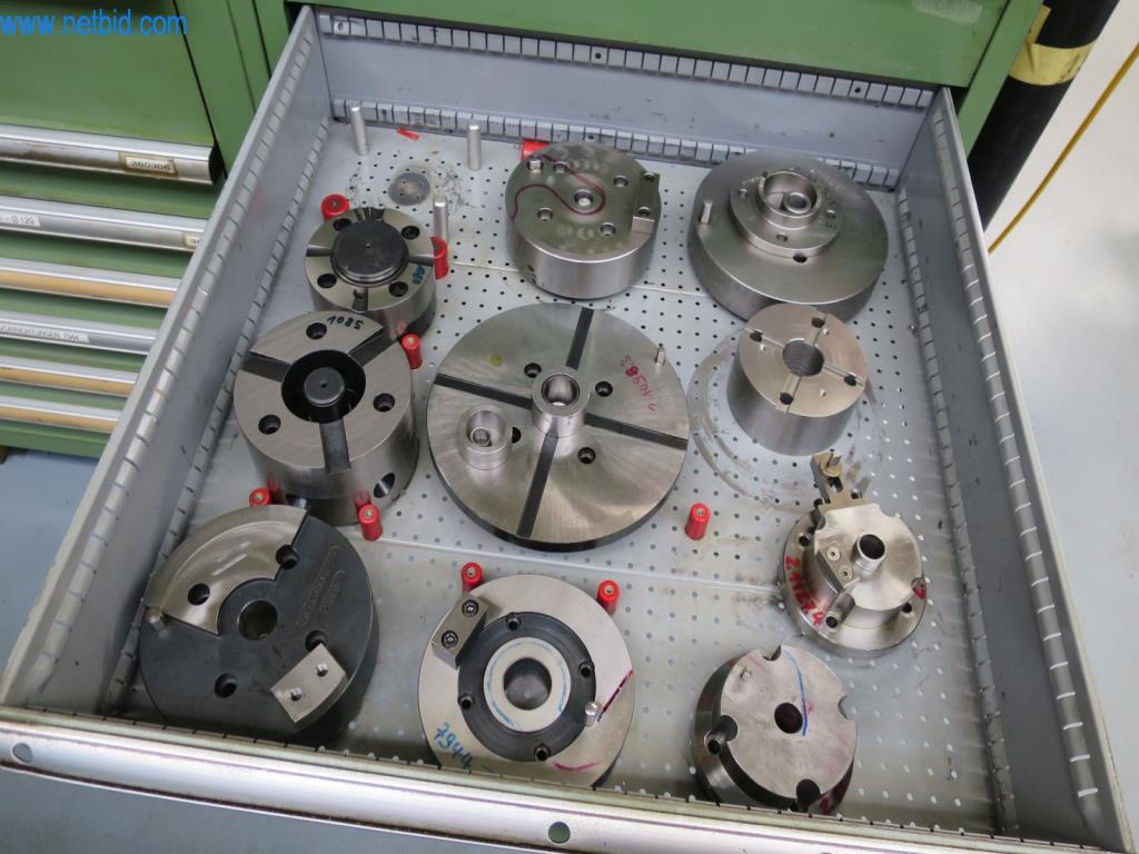 Kompletní sortiment vysoce kvalitních CNC obráběcích strojů-3