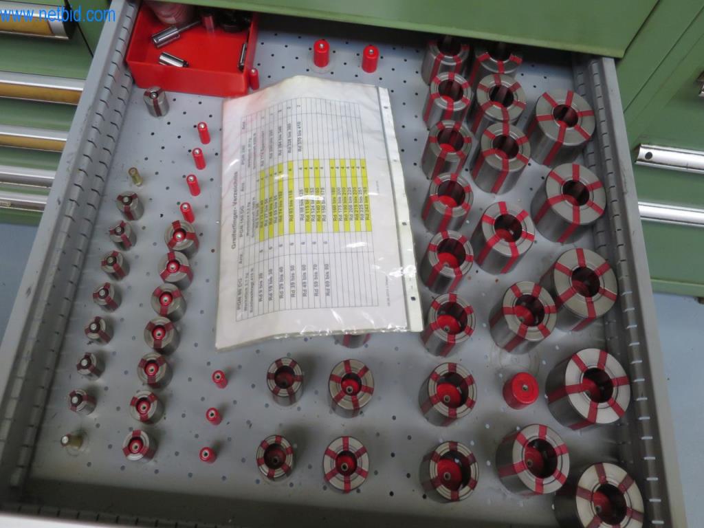 Kompletní sortiment vysoce kvalitních CNC obráběcích strojů-4