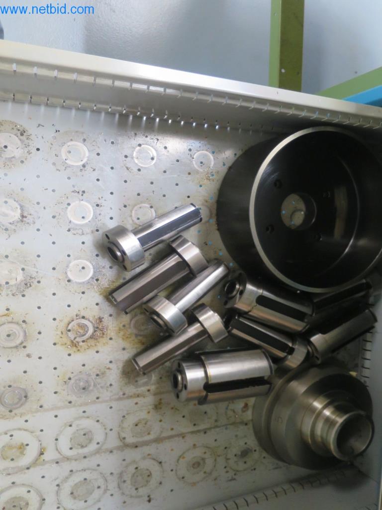 Kompletní sortiment vysoce kvalitních CNC obráběcích strojů-4