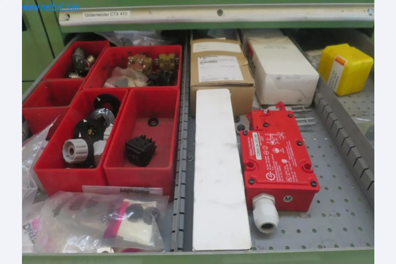 Gama completa de máquinas de processamento CNC de alta qualidade-4