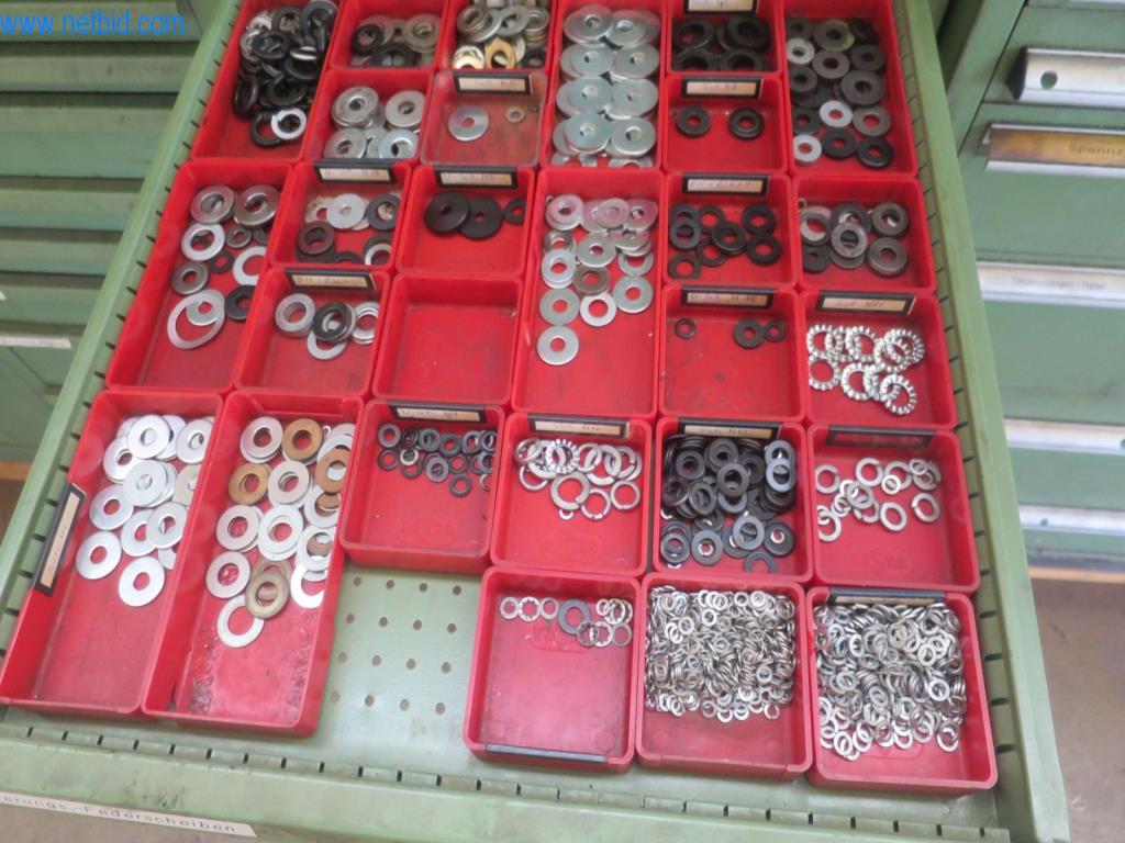 Kompletní sortiment vysoce kvalitních CNC obráběcích strojů-9