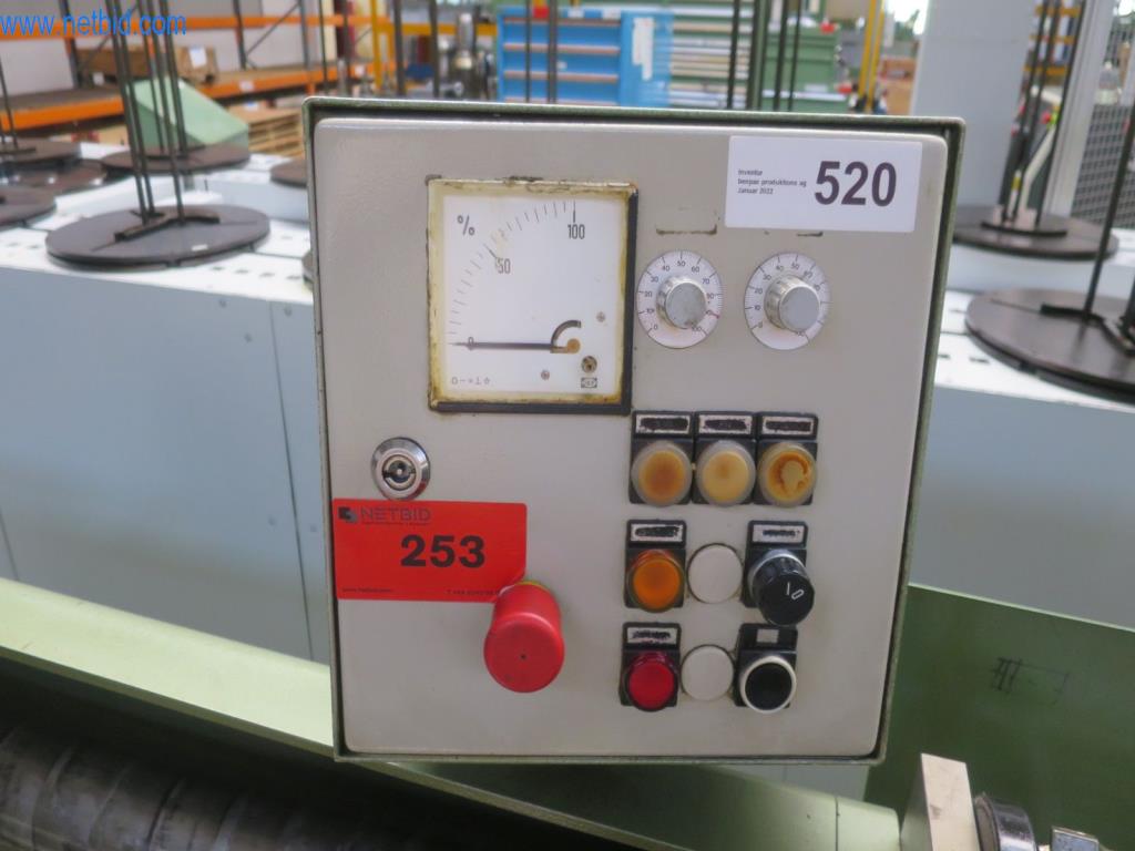 Kompletní sortiment vysoce kvalitních CNC obráběcích strojů-1