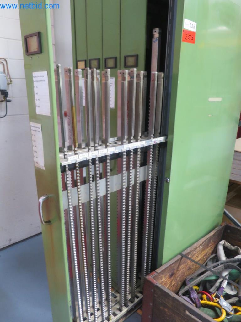 Kompletní sortiment vysoce kvalitních CNC obráběcích strojů-6