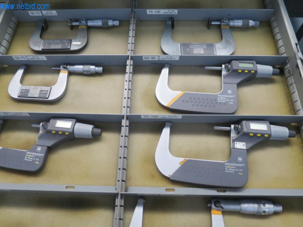 Kompletní sortiment vysoce kvalitních CNC obráběcích strojů-3