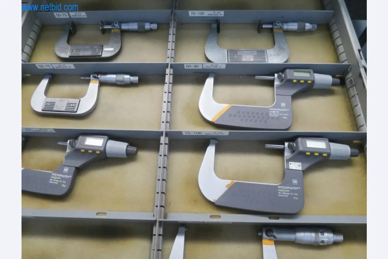 Gama completa de máquinas de processamento CNC de alta qualidade-3