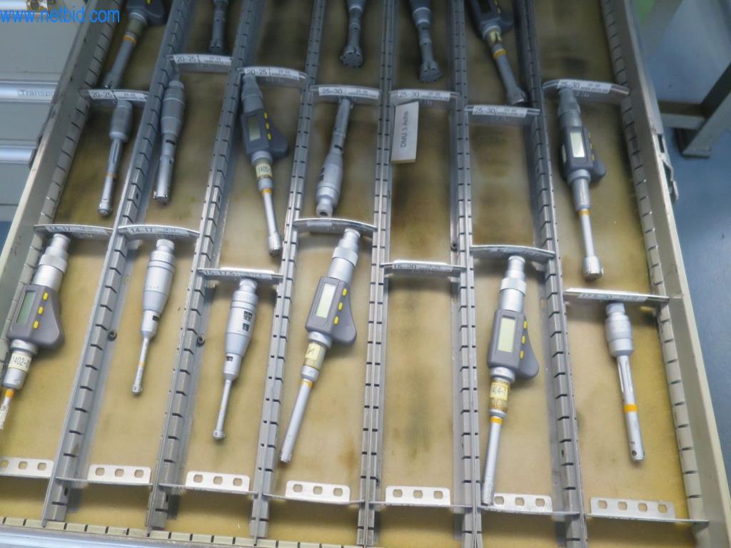 Kompletní sortiment vysoce kvalitních CNC obráběcích strojů-4