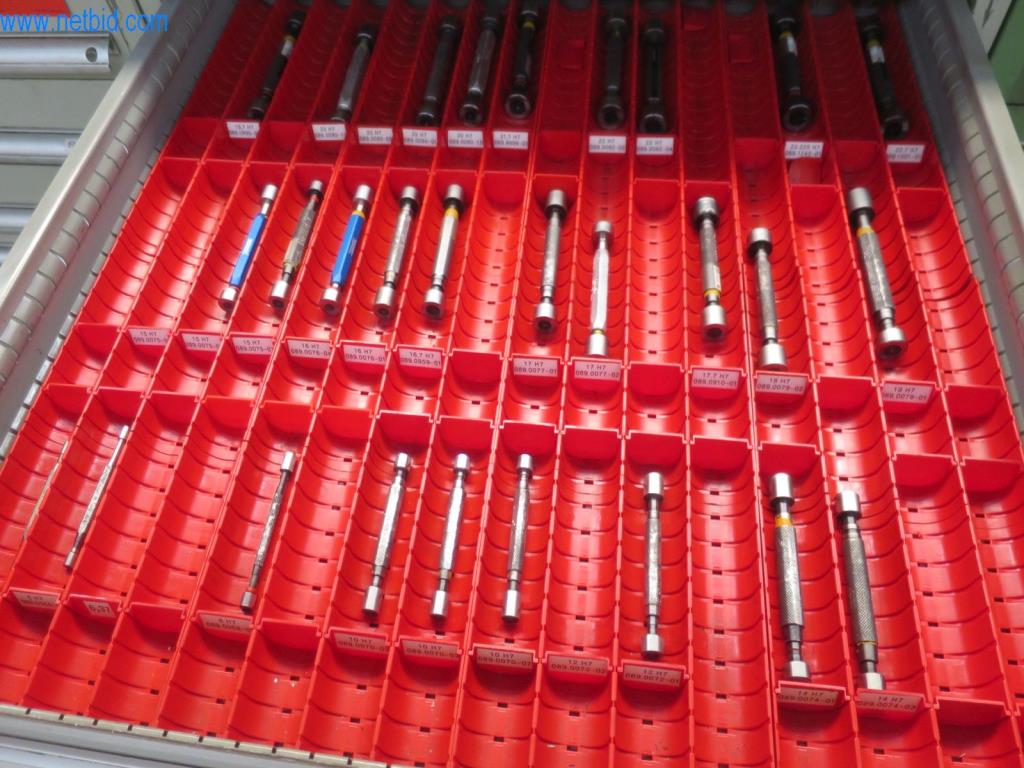 Kompletní sortiment vysoce kvalitních CNC obráběcích strojů-5