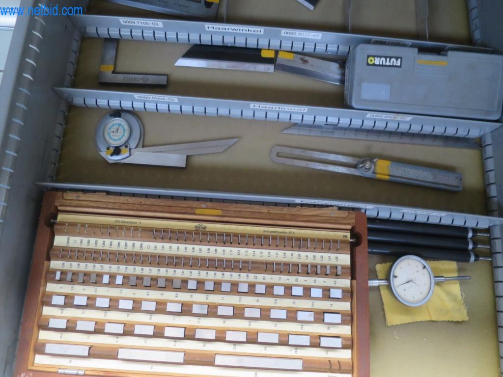 Kompletní sortiment vysoce kvalitních CNC obráběcích strojů-7