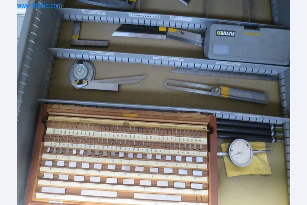Gama completa de máquinas de processamento CNC de alta qualidade-7