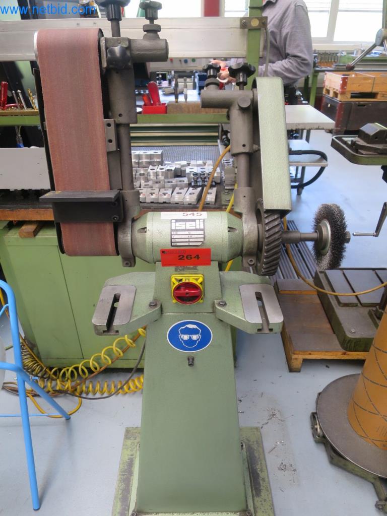 Kompletní sortiment vysoce kvalitních CNC obráběcích strojů-3