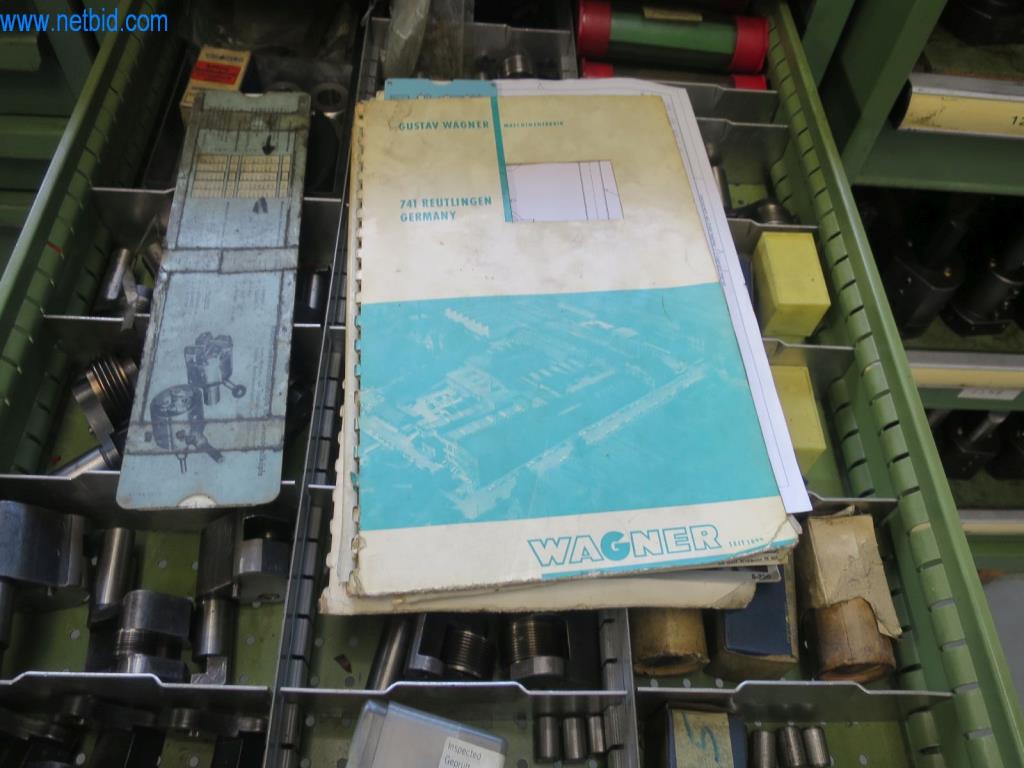 Kompletní sortiment vysoce kvalitních CNC obráběcích strojů-6