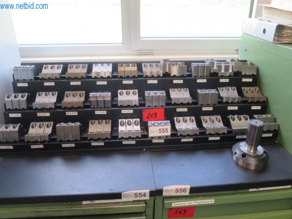 Kompletní sortiment vysoce kvalitních CNC obráběcích strojů-9