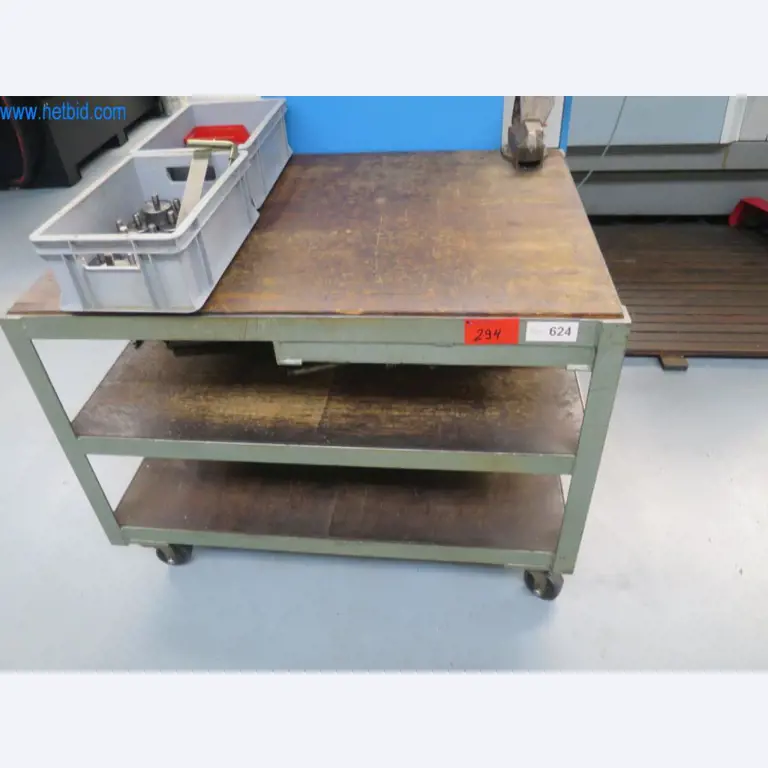 Celotna paleta visokokakovostnih obdelovalnih strojev CNC-22