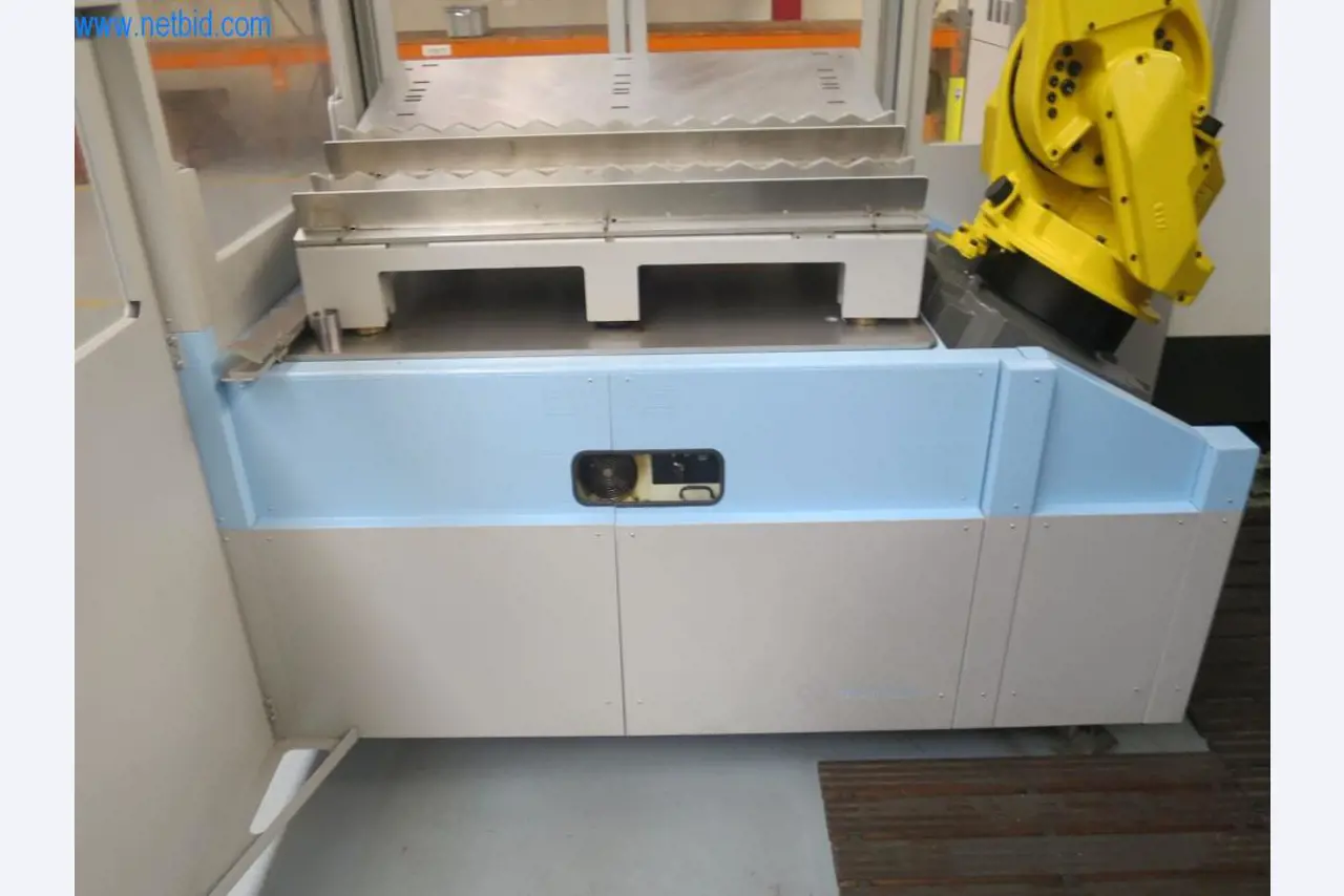 Kompletter Maschinenpark hochwertiger CNC-Bearbeitungsmaschinen-19