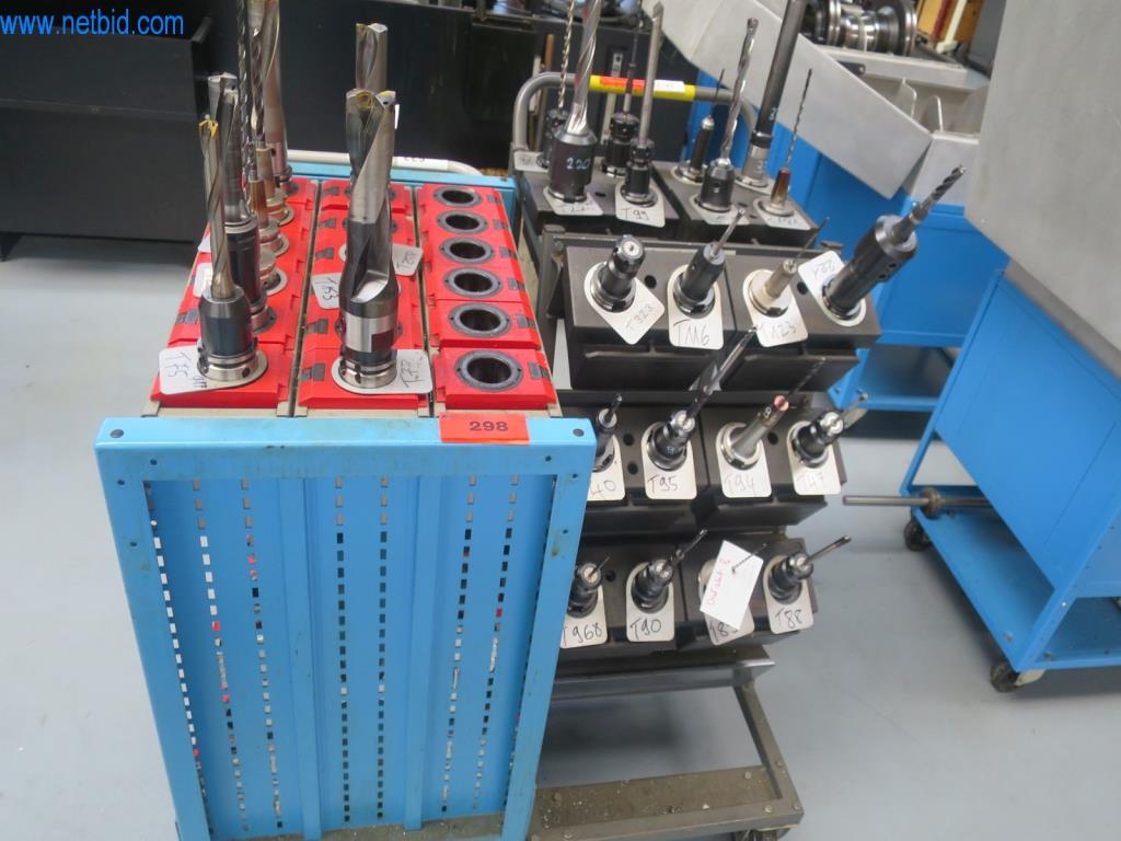 Kompletní sortiment vysoce kvalitních CNC obráběcích strojů-11