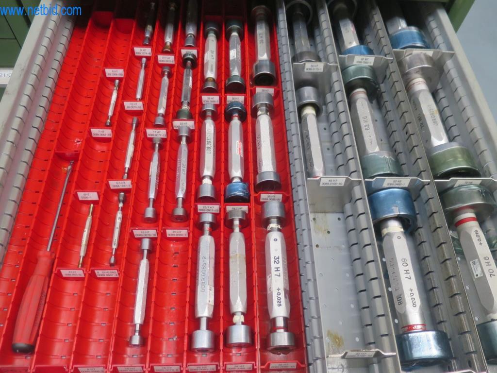 Kompletní sortiment vysoce kvalitních CNC obráběcích strojů-5