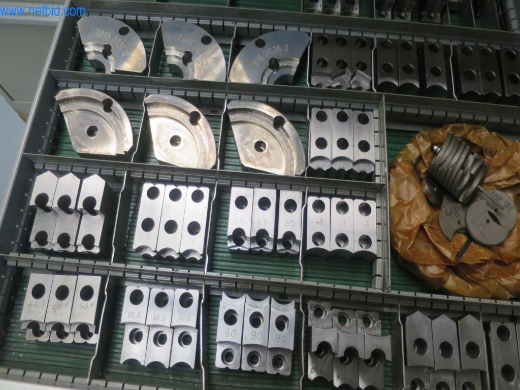 Kompletní sortiment vysoce kvalitních CNC obráběcích strojů-20