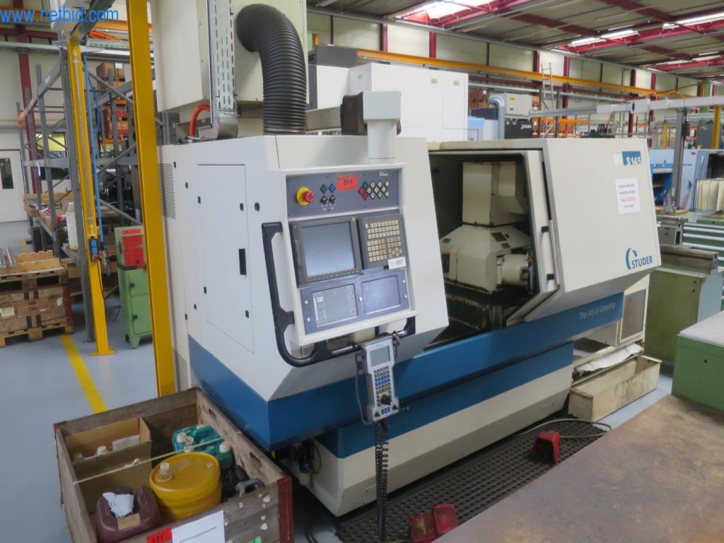 Kompletní sortiment vysoce kvalitních CNC obráběcích strojů-3