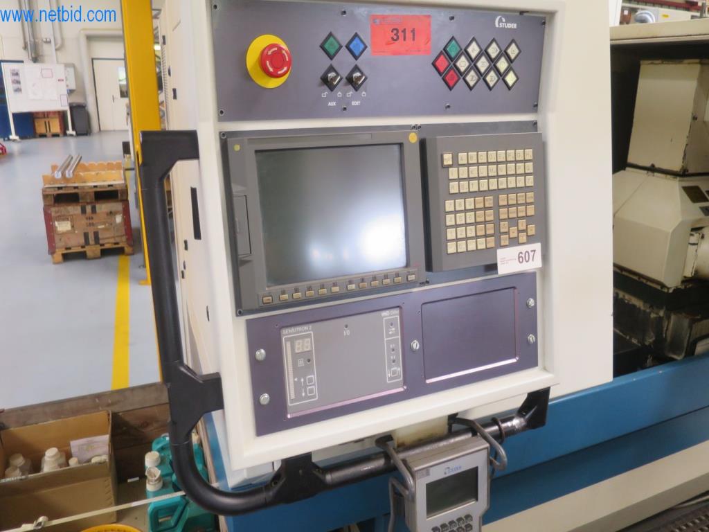 Kompletní sortiment vysoce kvalitních CNC obráběcích strojů-4