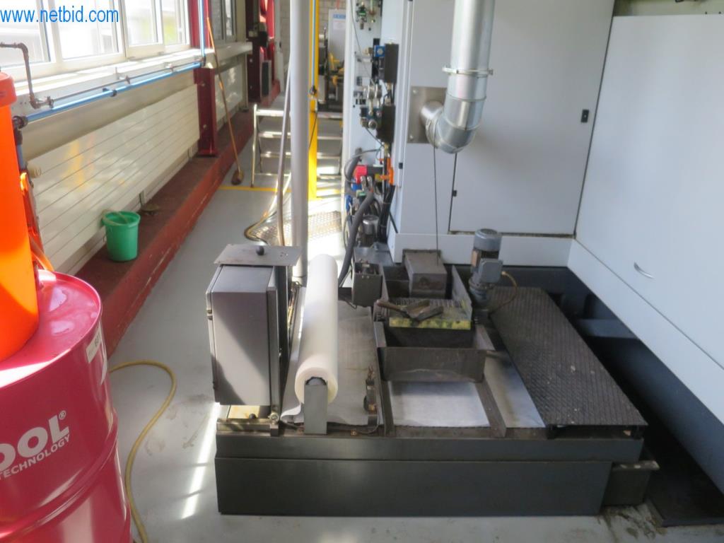 Kompletní sortiment vysoce kvalitních CNC obráběcích strojů-7