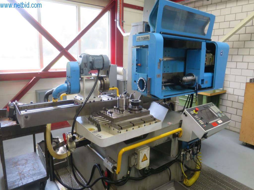 Kompletní sortiment vysoce kvalitních CNC obráběcích strojů-1