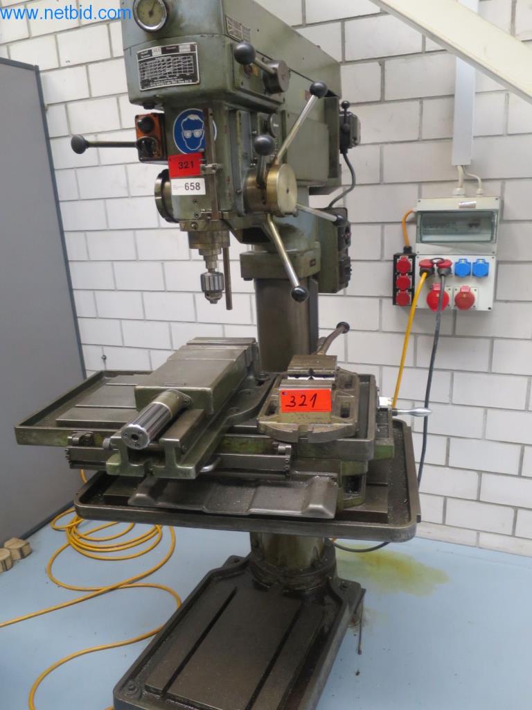 Kompletní sortiment vysoce kvalitních CNC obráběcích strojů-1