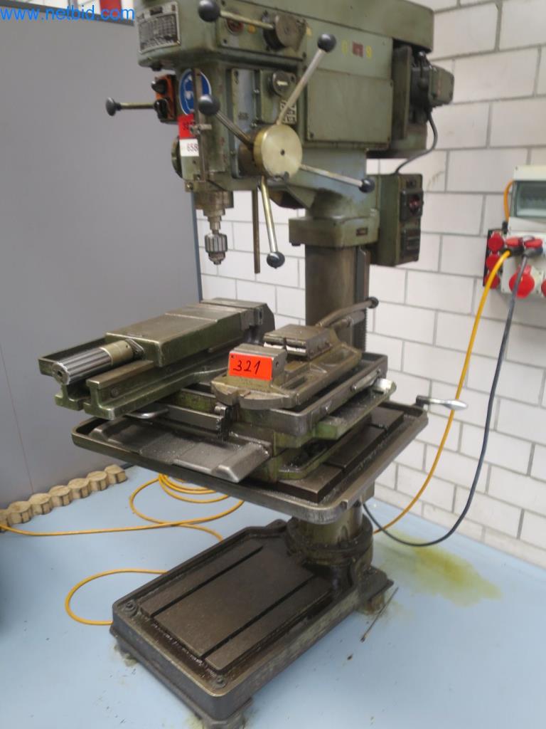 Kompletní sortiment vysoce kvalitních CNC obráběcích strojů-2