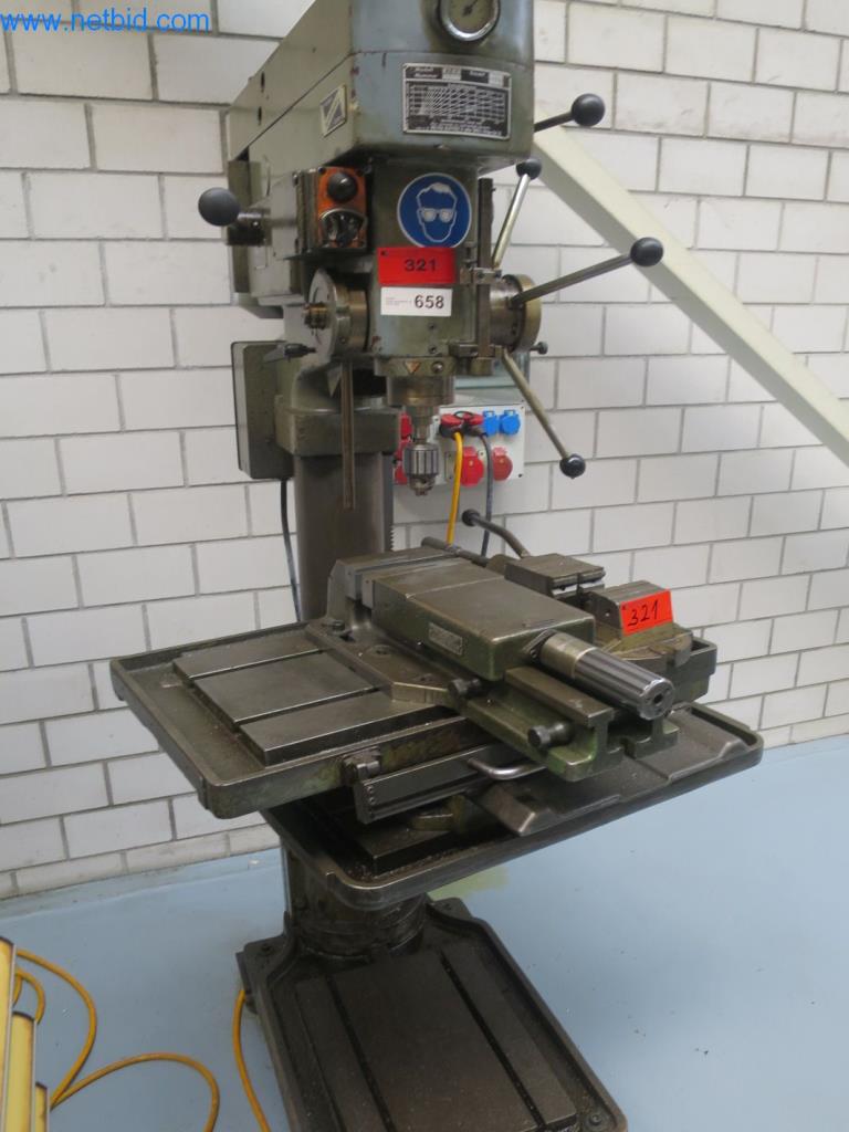 Kompletní sortiment vysoce kvalitních CNC obráběcích strojů-5