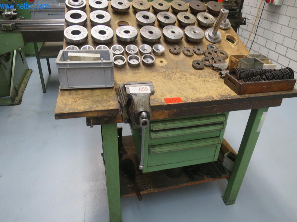 Kompletní sortiment vysoce kvalitních CNC obráběcích strojů-6