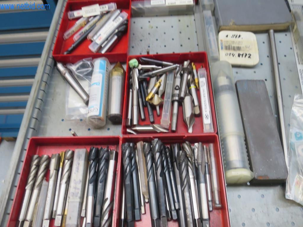 Kompletní sortiment vysoce kvalitních CNC obráběcích strojů-5