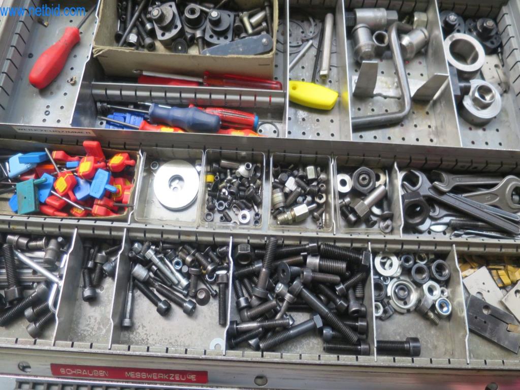 Kompletní sortiment vysoce kvalitních CNC obráběcích strojů-19