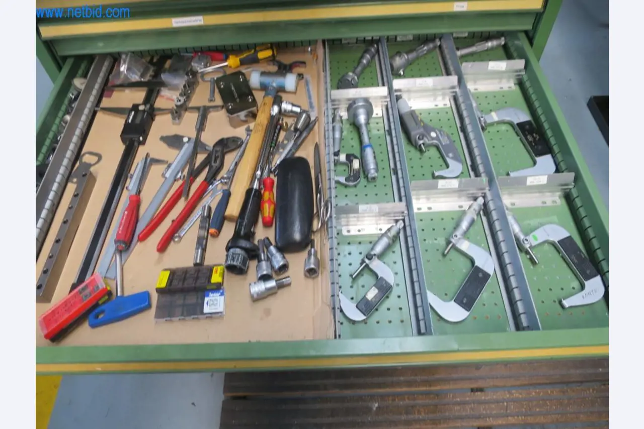 Kompletní sortiment vysoce kvalitních CNC obráběcích strojů-22