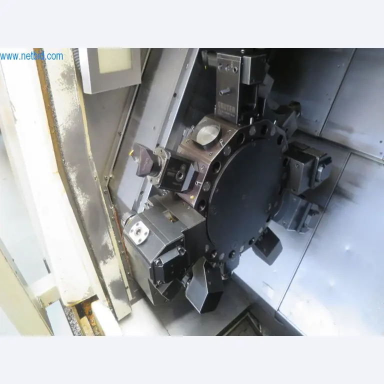 Kompletní sortiment vysoce kvalitních CNC obráběcích strojů-5