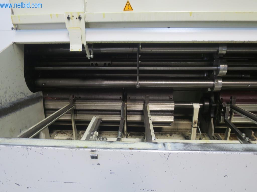 Kompletní sortiment vysoce kvalitních CNC obráběcích strojů-13