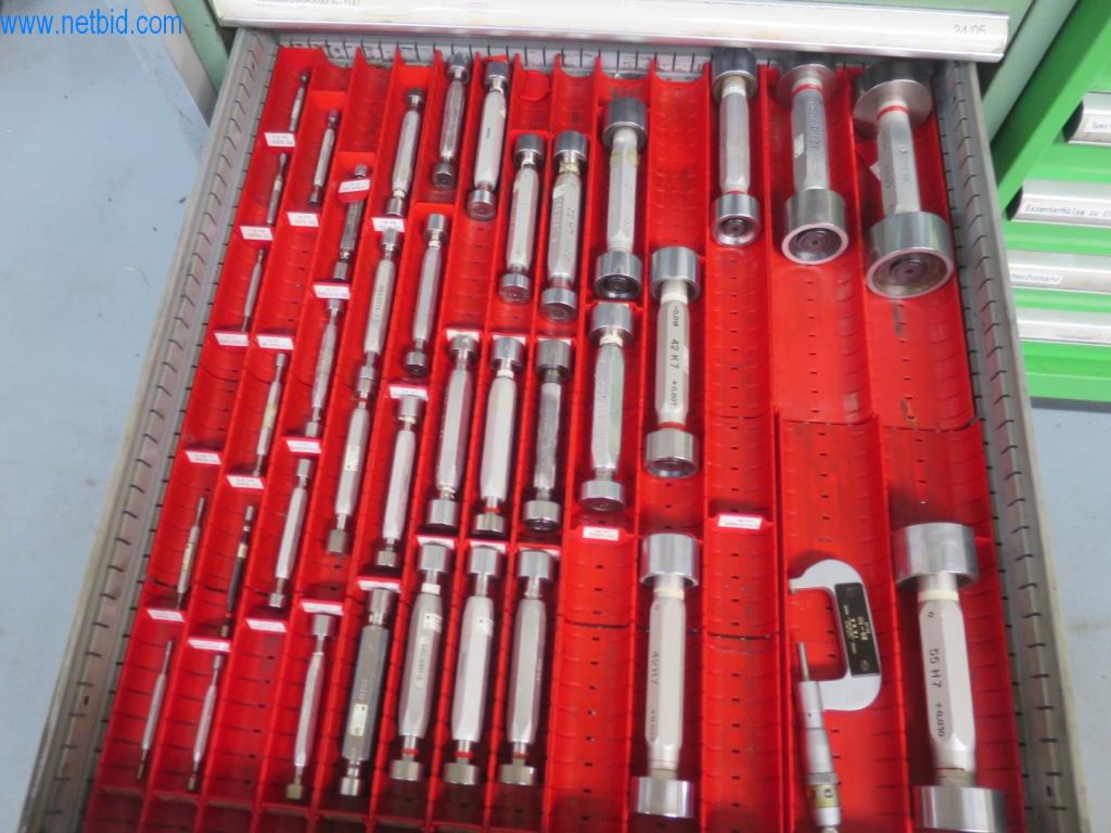 Kompletní sortiment vysoce kvalitních CNC obráběcích strojů-4