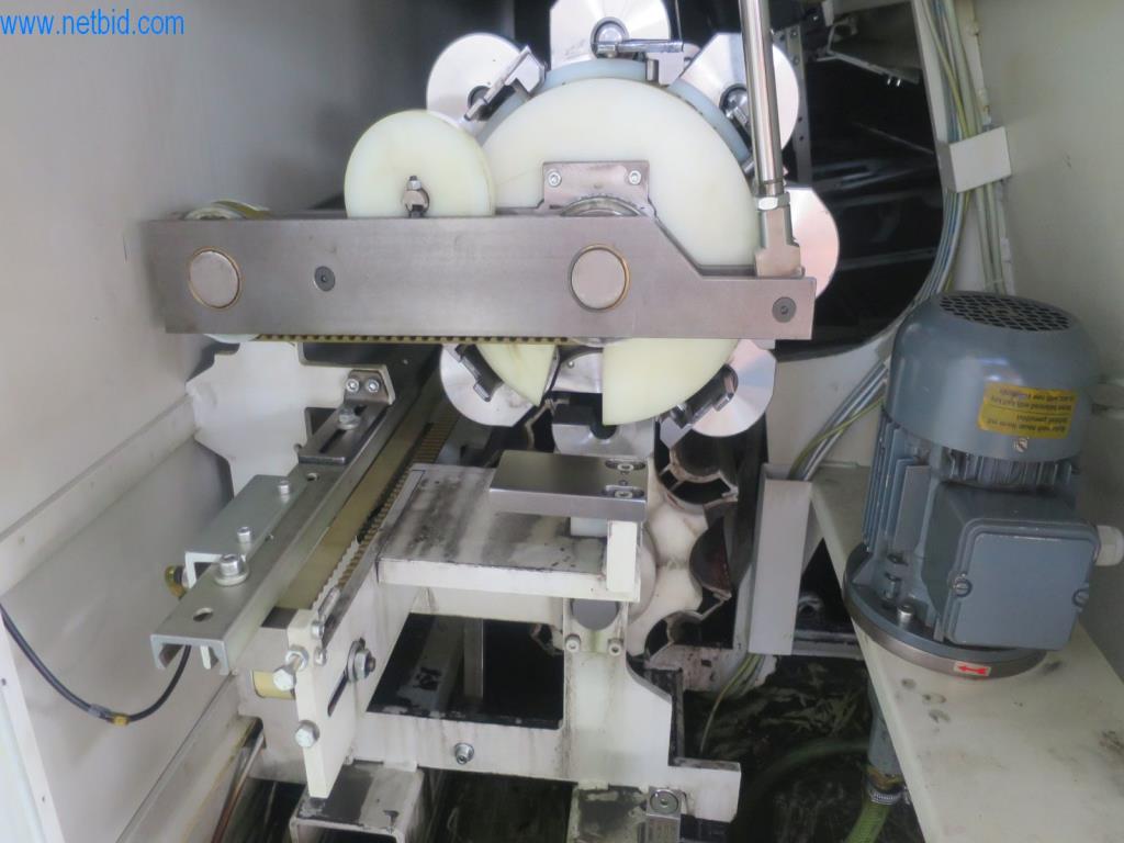 Kompletní sortiment vysoce kvalitních CNC obráběcích strojů-11