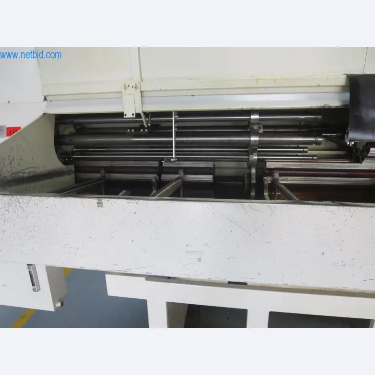 Kompletter Maschinenpark hochwertiger CNC-Bearbeitungsmaschinen-13