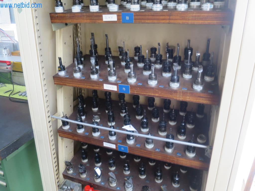 Kompletní sortiment vysoce kvalitních CNC obráběcích strojů-16