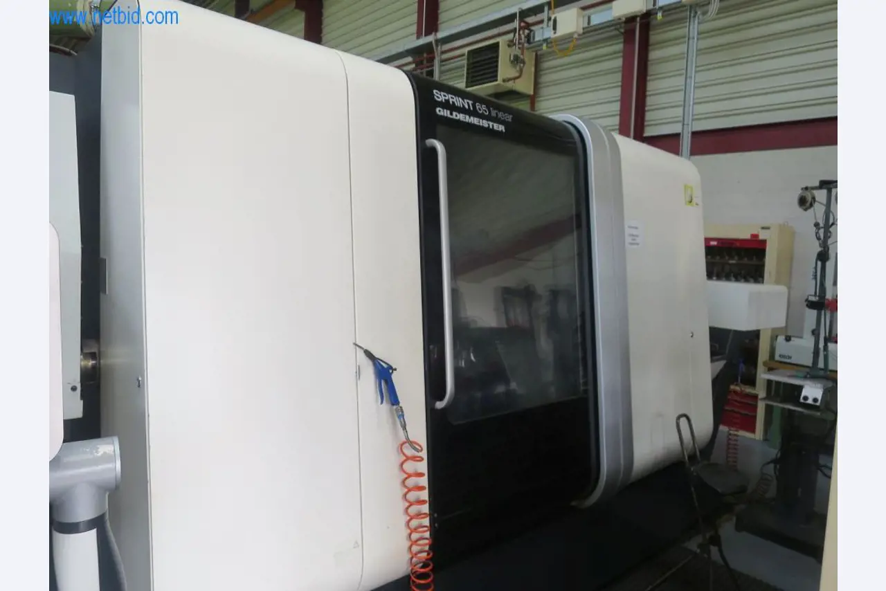Kompletter Maschinenpark hochwertiger CNC-Bearbeitungsmaschinen-1