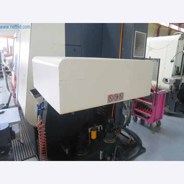 Kompletter Maschinenpark hochwertiger CNC-Bearbeitungsmaschinen-4