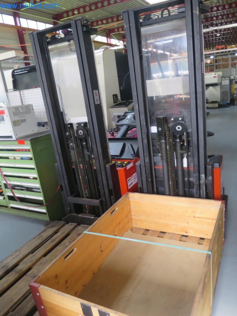 Kompletní sortiment vysoce kvalitních CNC obráběcích strojů-6