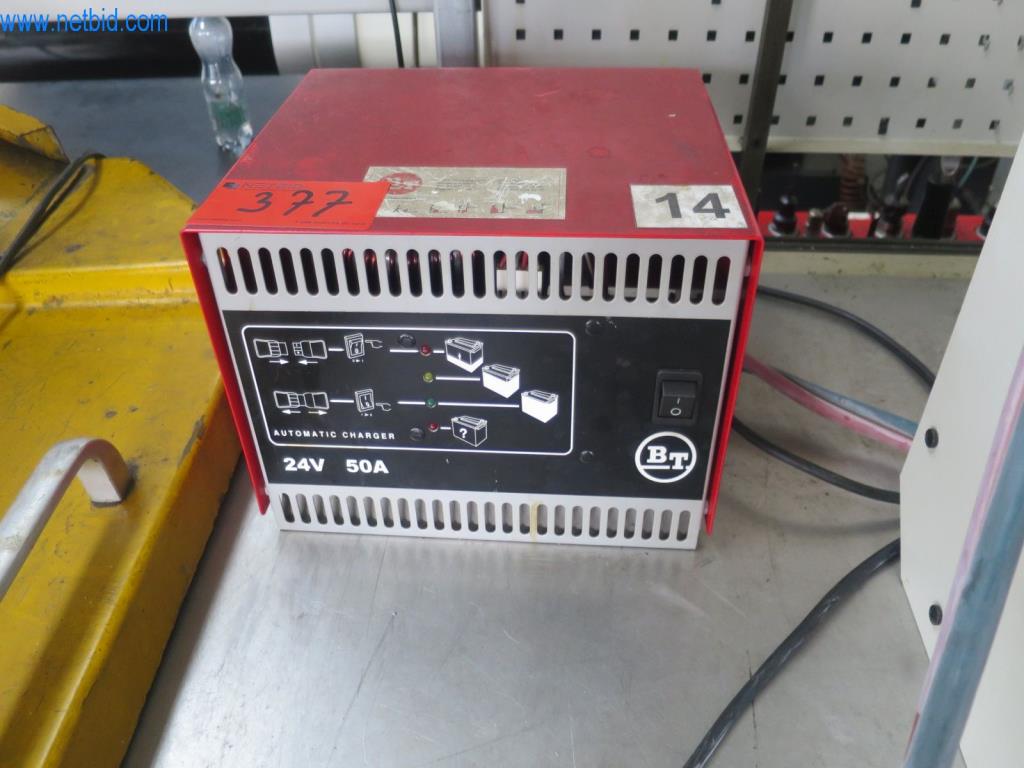 Kompletní sortiment vysoce kvalitních CNC obráběcích strojů-8