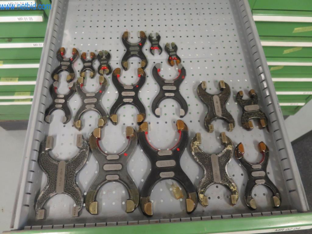 Kompletní sortiment vysoce kvalitních CNC obráběcích strojů-5